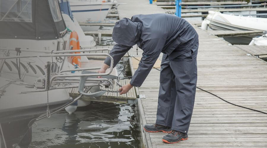 Why choose Dependable Restoration for water damage restoration in Mississauga